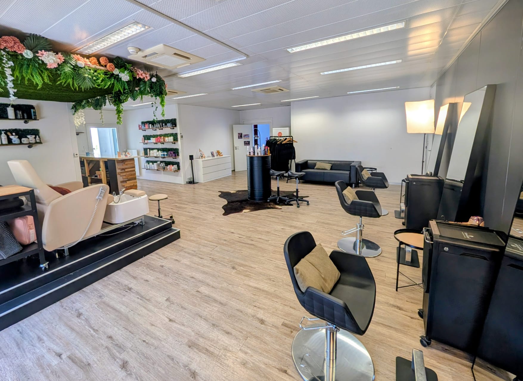 Vue d'ensemble du salon Beauty Studio à La Conversion (Lutry)